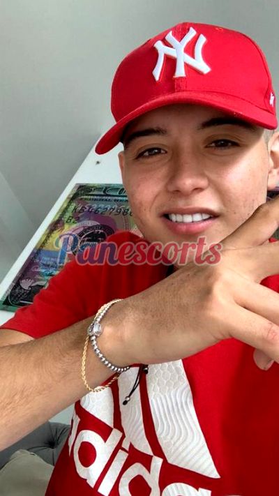 Andres, Hombre que da masajes en Ciudad de Panamá