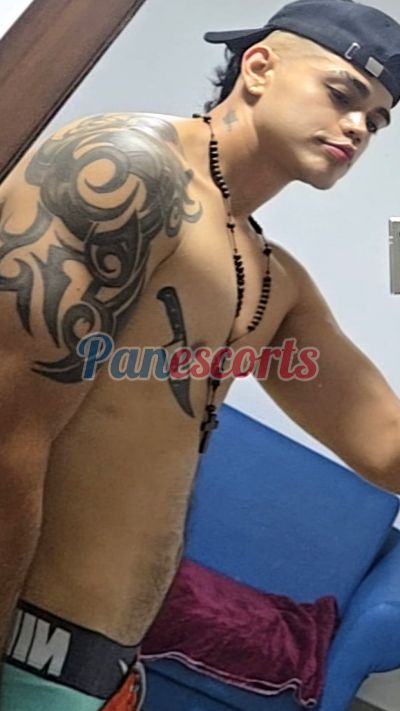 Jpablo, hombre que hace videollamadas y chat
