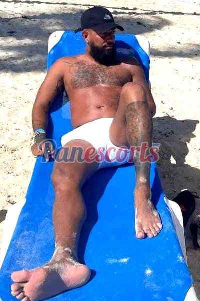 Luis, hombre que da masajes en Ciudad de Panamá