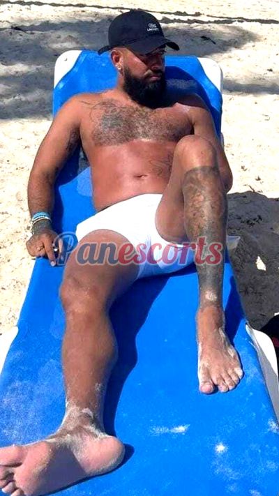Luis, hombre que da masajes en Ciudad de Panamá